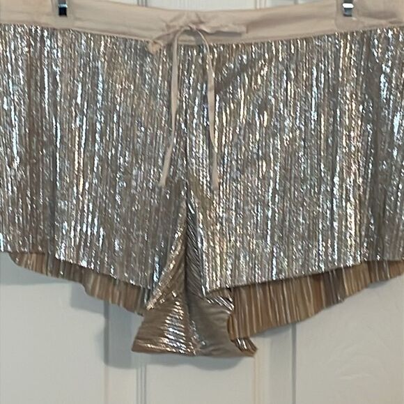Victoria’s Secret Gold Sleep Shorts, Sexy, sparkly, Large - Picture 2 of 4